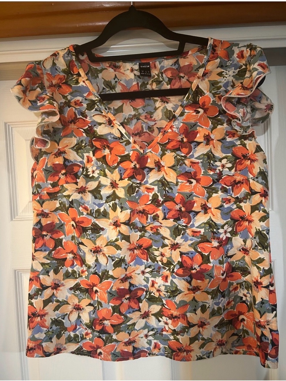Mossimo Supply Co. Orange Multi Floral V-Neck Ruffle Sleeve Blouse